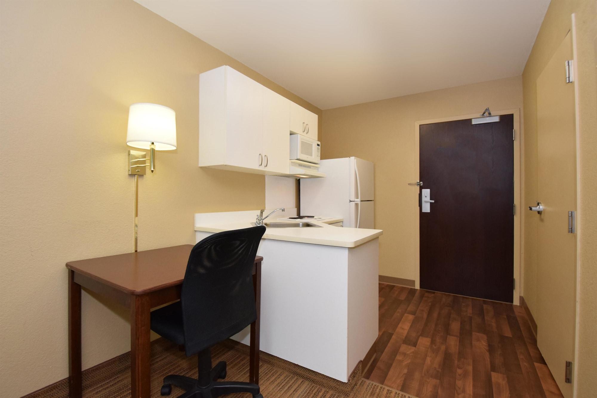 Extended Stay America Suites - Kansas City - Overland Park - Quivira Rd Lenexa Kültér fotó