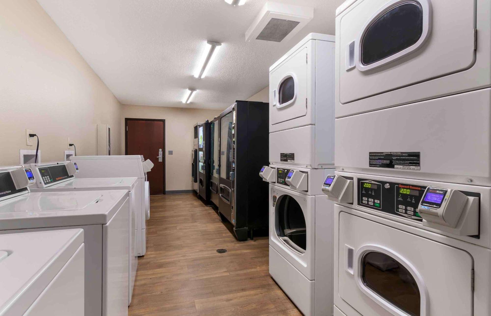Extended Stay America Suites - Kansas City - Overland Park - Quivira Rd Lenexa Kültér fotó