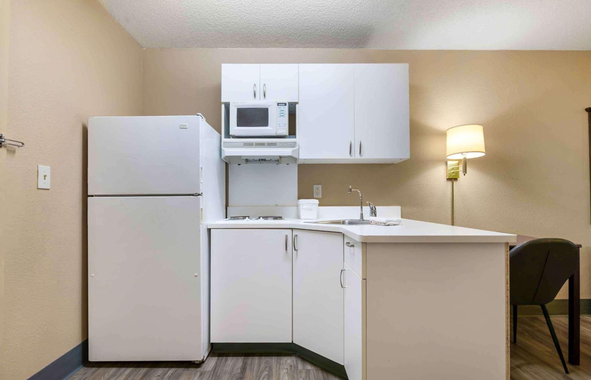 Extended Stay America Suites - Kansas City - Overland Park - Quivira Rd Lenexa Kültér fotó