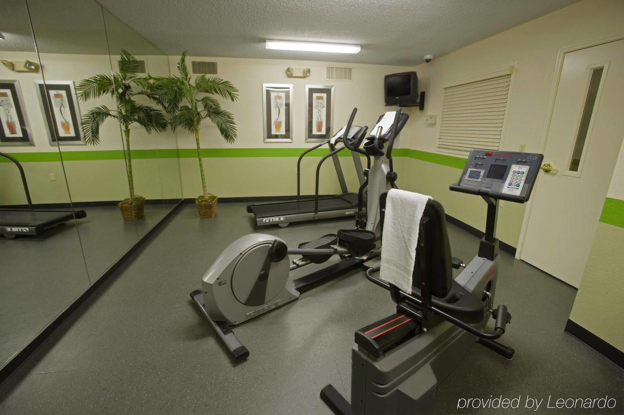 Extended Stay America Suites - Kansas City - Overland Park - Quivira Rd Lenexa Kültér fotó